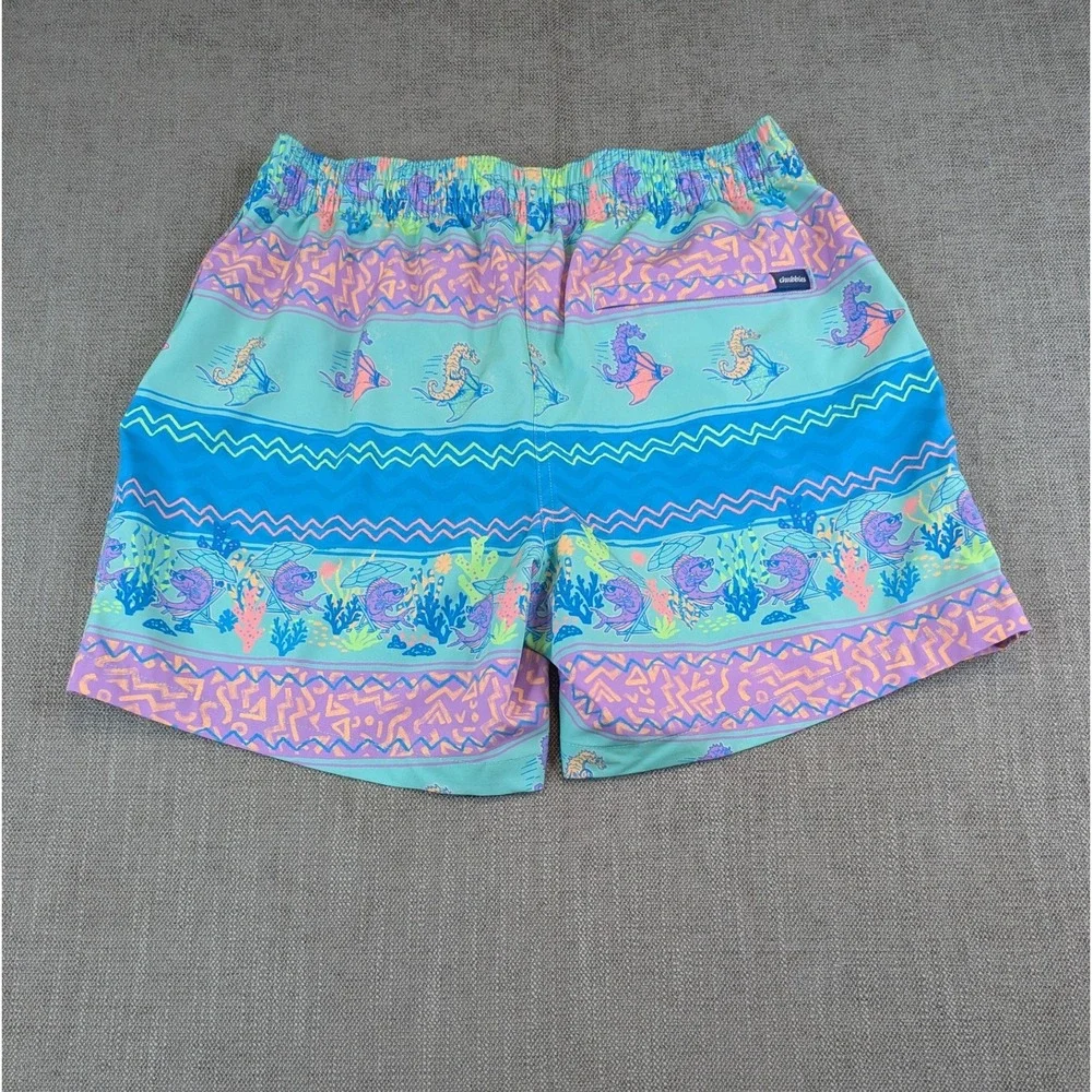 Chubbies Swim Trunks Mens M Blue Pink Seahorse Fish AOP Print 5.5 Inseam Stripes